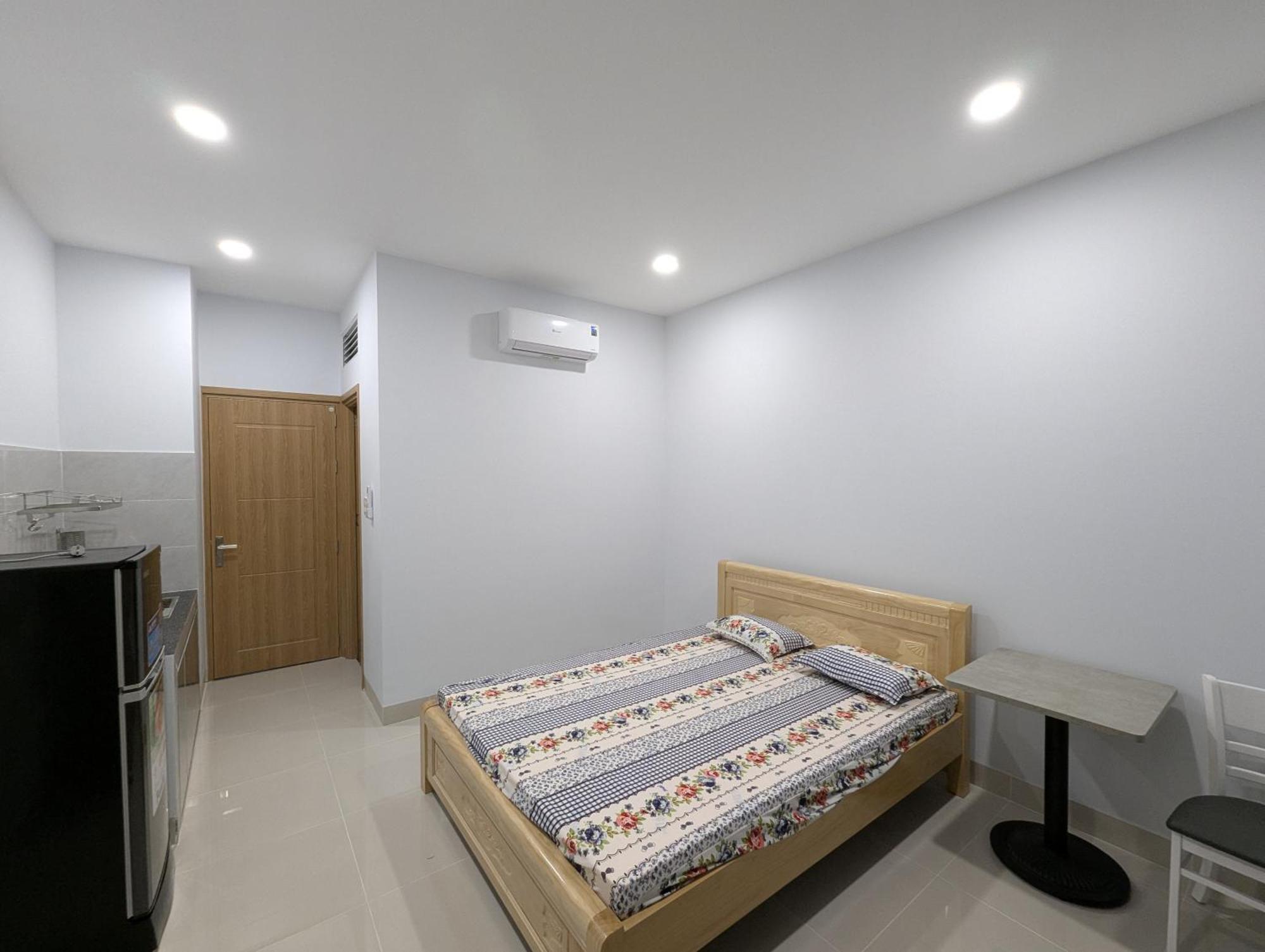 Binh Chanh Serviced *